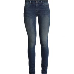 Denham SHARP Jeans Skinny Fit blue denim. Niebieskie jeansy damskie marki Denham, bez wzorów, z elastanu. Za 589,00 zł.
