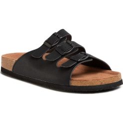 Klapki BIG STAR - FF274625 Black. Czarne klapki damskie BIG STAR, bez wzorów, ze skóry ekologicznej, bez obcasa. Za 99,00 zł.