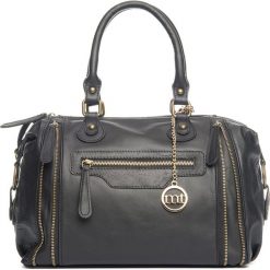 Torebki klasyczne damskie: Skórzana torebka w kolorze czarnym – 34 x 25 x 15 cm
