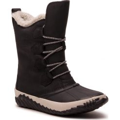 Śniegowce SOREL - Out N About Plus Tall NL3146 Black 010. Czarne kozaki damskie Sorel, na zimę, ze skóry, bez zapięcia. W wyprzedaży za 369,00 zł.