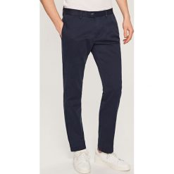 Chinosy męskie: Chinosy regular fit – Granatowy