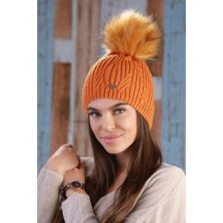 Czapka EFRA ORANGE. Pomarańczowe szaliki damskie . W wyprzedaży za 29,00 zł.