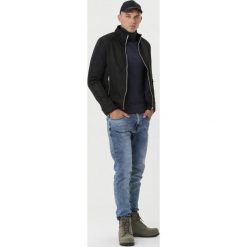 Czarna Kurtka Birigui. Czarne kurtki męskie Born2be, xl, bez wzorów, z jeansu, bez kaptura. Za 129,99 zł.
