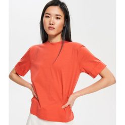 T-shirt z merceryzowanej bawełny - Pomarańczo. Szare t-shirty damskie Reserved, s, bez wzorów, z bawełny, bez kołnierzyka. Za 79,99 zł.