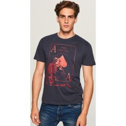 Prosty t-shirt REGULAR FIT - Niebieski. Niebieskie t-shirty męskie Reserved, l. Za 19,99 zł.