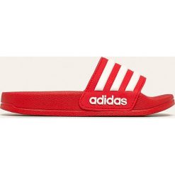 Adidas - Klapki dziecięce. Czerwone sandały dziewczęce Adidas, z materiału, bez zapięcia. Za 79,90 zł.