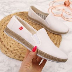 Espadryle damskie slip on białe Big Star FF276038. Białe trampki i tenisówki damskie BIG STAR, bez wzorów, bez zapięcia. Za 99,99 zł.