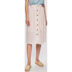 Vero Moda - Spódnica. Białe spódniczki damskie Vero Moda, na co dzień, s, bez wzorów, z poliesteru, casualowe, midi, rozkloszowane. W wyprzedaży za 89,90 zł.