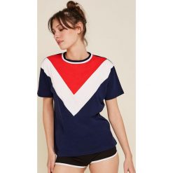 Undiz - T-shirt piżamowy. Zielone piżamy damskie Undiz, s, bez wzorów, z bawełny, bez rękawów. Za 39,90 zł.
