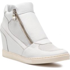 Sneakersy GINO ROSSI - Taniko DTH883-Z54-0355-1183-0 00/09. Białe półbuty damskie Gino Rossi, na co dzień, bez wzorów, ze skóry, bez obcasa, na koturnie, bez zapięcia. W wyprzedaży za 299,00 zł.