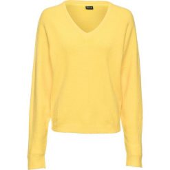 Sweter dzianinowy oversize bonprix żółty kukurydziany. Żółte swetry damskie bonprix, bez wzorów, z dzianiny, bez rękawów, bez kaptura. Za 74,99 zł.