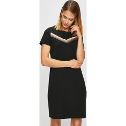 Haily's - Sukienka. Czarne sukienki damskie Haily's, na co dzień, s, w kwiaty, z wiskozy, casualowe, z okrągłym kołnierzem, bez rękawów, maxi, rozkloszowane. Za 119,90 zł.