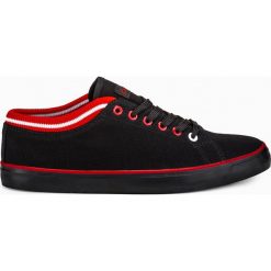 Buty męskie trampki T302 - czarne. Czarne buty sportowe męskie Ombre Clothing, bez wzorów, z materiału, sportowe, bez zapięcia. Za 49,00 zł.
