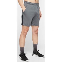 Nike Dri-FIT Szorty Szary. Szare spodenki i szorty męskie Nike, xxl, bez wzorów, z poliesteru. Za 137,95 zł.