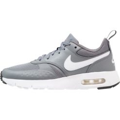 Nike Sportswear Tenisówki i Trampki cool grey/white/wolf grey/black. Szare buty sportowe chłopięce Nike Sportswear, z materiału. Za 379,00 zł.