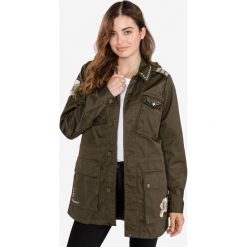 TWINSET Kurtka Zielony. Zielone kurtki damskie Twinset, na wiosnę, xs, z haftami, z bawełny. Za 1064,95 zł.