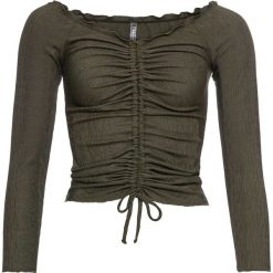 Shirt z dekoltem carmen bonprix oliwkowy. Zielone koszulki damskie bonprix, bez wzorów, bez kołnierzyka, bez rękawów. Za 74,99 zł.