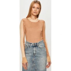 Scotch & Soda - Sweter. Brązowe swetry damskie Scotch & Soda, s, z aplikacjami, z wiskozy, z długim rękawem, długie, bez kaptura. Za 429,90 zł.