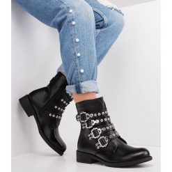 Botki damskie Sixth Sens JW9 Czarne. Czarne botki damskie Sixth Sens, z tworzywa sztucznego, eleganckie, na niskim obcasie, na obcasie, na zamek. Za 129,00 zł.