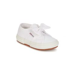 Buty Dziecko Superga 2866 COT J. Białe trampki dziewczęce marki Superga, bez wzorów, bez zapięcia. Za 175,20 zł.