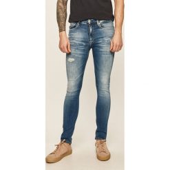Calvin Klein Jeans - Jeansy CKJ 016. Niebieskie jeansy męskie Calvin Klein Jeans, bez wzorów, z obniżonym stanem. Za 549,90 zł.