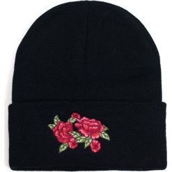 Czapka damska Lady Rosa czarna. Czarne czapki zimowe damskie Art of Polo. Za 32,73 zł.