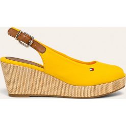 Tommy Hilfiger - Sandały. Czarne koturny damskie TOMMY HILFIGER, z okrągłym noskiem, bez obcasa, na obcasie, na klamry. W wyprzedaży za 319,90 zł.