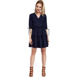 CAMILLE Gładka sukienka w stylu boho - granatowa. Niebieskie sukienki damskie Moe, na imprezę, s, bez wzorów, z tkaniny, boho, bez kołnierzyka, bez rękawów. Za 169,00 zł.