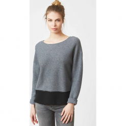 Sweter kaszmirowy w kolorze szarym. Szare swetry klasyczne damskie marki Ateliers de la Maille, z kaszmiru, z okrągłym kołnierzem. W wyprzedaży za 545,95 zł.