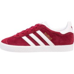 Adidas Originals GAZELLE Tenisówki i Trampki footwear white/collegiate burgundy. Czerwone trampki męskie adidas Originals, ze skóry ekologicznej. Za 249,00 zł.