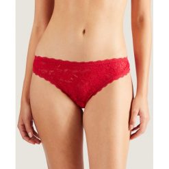 Stringi Aubade Rosessence HK26. Czerwone stringi damskie Aubade, bez wzorów, z elastanu. Za 209,00 zł.