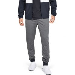 Under Armour Sportstyle Spodnie dresowe Szary. Szare spodnie męskie Under Armour, m, bez wzorów, z poliesteru. Za 274,95 zł.
