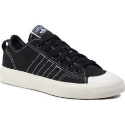 Buty adidas - Nizza Rf EE5599 Cblack/Ftwwht/Owhite. Czarne buty sportowe damskie Adidas, na co dzień, bez wzorów, z gumy, bez obcasa, na płaskiej podeszwie, bez zapięcia. W wyprzedaży za 229,00 zł.