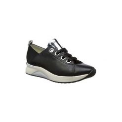 Buty Café Noir KDA217. Czarne trampki i tenisówki damskie Café Noir, bez wzorów, bez zapięcia. Za 250,19 zł.