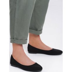 Czarne Balerinki Feeble. Czarne baleriny damskie Inny, bez wzorów, z materiału, bez obcasa, na obcasie. Za 49,99 zł.