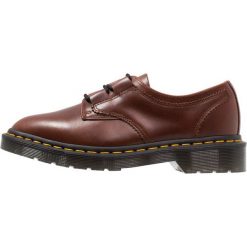 Dr. Martens GHILLIE Oksfordki cognac. Pomarańczowe jazzówki damskie marki Dr. Martens, na sznurówki. Za 719,00 zł.