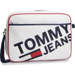 Torba TOMMY JEANS - Tjm Modern Prep Messenger AM0AM04413 107. Białe torby męskie skórzane Tommy Jeans, bez wzorów, z jeansu, młodzieżowe. W wyprzedaży za 239,00 zł.