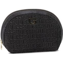 Kosmetyczka GUESS - Caris Accessories PWCARI P0270 BLA. Czarne kosmetyczki męskie Guess, z aplikacjami, z tkaniny. Za 139,00 zł.