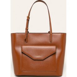 Dkny - Torebka skórzana. Czarne listonoszki damskie DKNY, bez wzorów, ze skóry, na ramię, duże, bez dodatków. W wyprzedaży za 839,90 zł.