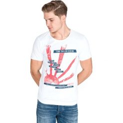Tom Tailor Denim Koszulka Biały. Białe podkoszulki męskie TOM TAILOR DENIM, xl, z nadrukiem, z bawełny, z krótkim rękawem. Za 90,95 zł.