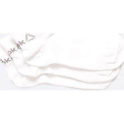 Reebok - Stopki (3-pack). Białe skarpetki damskie marki Reebok, z elastanu. W wyprzedaży za 39,90 zł.