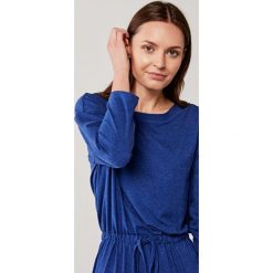 Sukienka Elwina kobaltowy melanż 32 niebieski. Niebieskie sukienki damskie Marie Zélie, na co dzień, na jesień, s, w paski, z elastanu, z okrągłym kołnierzem, bez rękawów, proste. Za 297,00 zł.