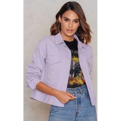 Kurtki damskie: NA-KD Krótka kurtka bawełniana – Purple
