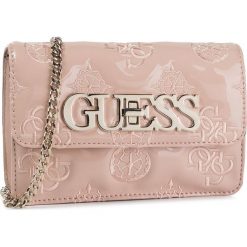 Torebka GUESS - Chic (Pg) Mini HWPG75 89780 NUD. Różowe torebki klasyczne damskie Guess, z aplikacjami, ze skóry ekologicznej, eleganckie, bez dodatków. Za 569,00 zł.