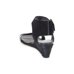 Sandały Hugo Boss Black SAFFY. Czarne rzymianki damskie Hugo Boss Black. Za 1399,30 zł.