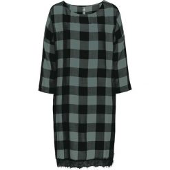 Sukienka z koronką bonprix czarno-zielony eukaliptus w kratę. Zielone sukienki koronkowe marki bonprix, w kropki, z kopertowym dekoltem, kopertowe. Za 109,99 zł.