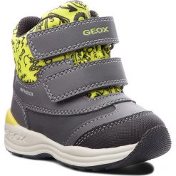 Śniegowce GEOX - B N.Gulp B. B Abx B B841GB 054FU C1267 M Dk Grey/Lime. Szare śniegowce chłopięce marki Geox, bez zapięcia. W wyprzedaży za 229,00 zł.