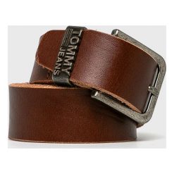Tommy Jeans - Pasek skórzany. Czarne paski męskie Tommy Jeans, w paski, z jeansu. W wyprzedaży za 99,90 zł.