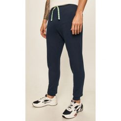 Only & Sons - Spodnie. Niebieskie spodnie męskie Only & Sons, na co dzień, xs, bez wzorów, z bawełny. W wyprzedaży za 79,90 zł.