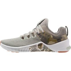 Nike Performance FREE METCON Obuwie do biegania neutralne dark stucco/olive/light silver/medium brown. Zielone buty do biegania męskie marki Nike Performance, z materiału. Za 499,00 zł.